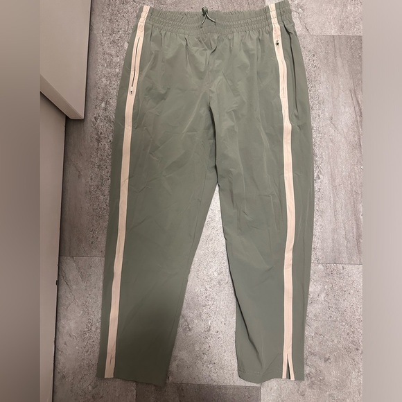 Avalanche women’s track pants - Picture 1 of 4